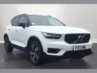 Begagnad Volvo XC40 R-Design 161 HK (118 kW) 2021 Vit SUV