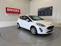 Used Ford Fiesta Zetec 70 HP (51 kW) 2019 White Hatchback