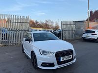 Begagnad Audi A1 S-Line 2015 Vit Halvkombi