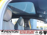 Used Peugeot e-208 GT 100 kW (136 HP) 2021 Yellow Hatchback