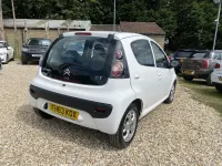 Used Citroën C1 68 HP (50 kW) 2014 White Hatchback