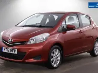 Used Toyota Yaris Multidrive S 99 HP (72 kW) 2012 Red Hatchback