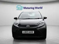 Used Toyota Aygo X PURE 72 HP (52 kW) 2023 Black SUV