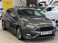 Used Ford Focus ST-Line 140 HP (102 kW) 2017 Grey Hatchback