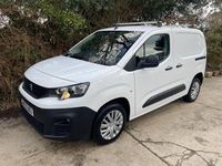 Used Peugeot Partner 100 HP (73 kW) 2020 White MPV