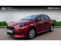 Used Toyota Yaris Hybrid 113 HP (83 kW) 2022 Red Hatchback