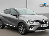 Usado Renault Captur Techno 145 HP (106 kW) 2023 Cinzento SUV