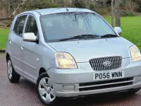 Second-hand Kia Picanto LX 64 CP (47 kW) 2006 Argintiu Hatchback