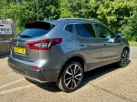 Used Nissan Qashqai N-Connecta 115 HP (84 kW) 2017 Grey SUV