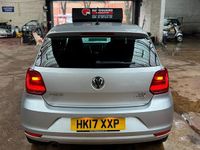 Used VW Polo Edition 90 HP (66 kW) 2017 Silver Hatchback