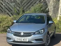 Used Vauxhall Astra Design Edition 105 HP (77 kW) 2017 Hatchback