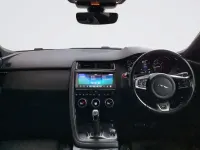 Usado Jaguar E-Pace R-Dynamic 150 HP (110 kW) 2019 Preto SUV