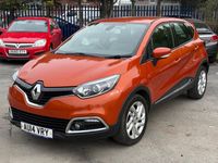 Used Renault Captur Dynamique 90 HP (66 kW) 2014 Orange SUV