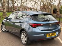 Used Vauxhall Astra Design Edition 2016 Blue Hatchback