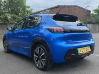 Second-hand Peugeot e-208 GT 98 kW (134 CP) 2021 Albastru Hatchback