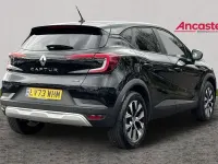 Second-hand Renault Captur Evolution 143 CP (105 kW) 2023 Negru SUV
