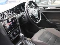 Used VW Golf VII GT 147 HP (108 kW) 2018 White Estate