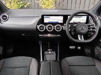 Ny Mercedes B200 Executive 163 HK (119 kW) 2025 Svart Minibuss