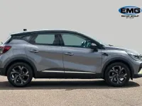 Usado Renault Captur Engineered 145 HP (106 kW) 2024 Cinzento SUV