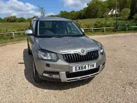 Used Skoda Yeti Elegance 105 HP (77 kW) 2014 Beige SUV