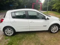 Used Renault Clio Dynamique 88 HP (64 kW) 2012 White Hatchback