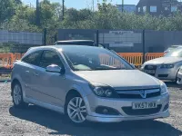 Używany Vauxhall Astra 90 KM (66 kW) 2008 Srebrny Hatchback