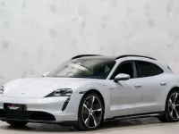 Begagnad Porsche Taycan Performance Package 350 kW (476 HK) 2022 Grå Kombi