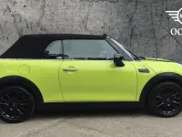 Used Mini Cooper Classic 134 HP (98 kW) 2022 Yellow Hatchback