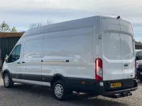 Używany Ford Transit 130 KM (95 kW) 2019 Biały Van