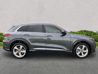 Second-hand Audi Q5 S-Line 204 CP (150 kW) 2025 Gri SUV