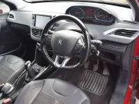 Used Peugeot 2008 Allure 2017 Red SUV