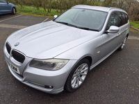 Used BMW 318 Exclusive 2011 Silver Estate