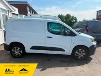 Used Peugeot Partner 2019 White MPV