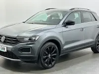 Usado VW T-Roc Black Edition 150 HP (110 kW) 2021 Cinzento SUV