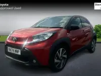 Used Toyota Aygo X 72 HP (52 kW) 2024 Red SUV
