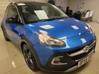 Second-hand Vauxhall Adam Rocks 2015 Albastru Hatchback