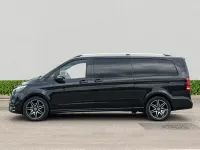 Usado Mercedes V220 AMG line 163 HP (119 kW) 2023 Preto Monovolume