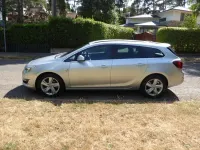 Used Vauxhall Astra SRi 165 HP (121 kW) 2015 Silver Estate