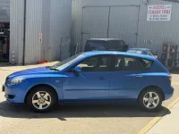 Used Mazda 3 105 HP (77 kW) 2006 Blue Hatchback