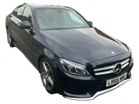 Usado Mercedes C220 AMG line 170 CV (125 kW) 2016 Azul Berlina
