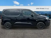 Used Citroën Berlingo 128 HP (94 kW) 2023 Black MPV