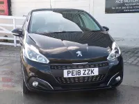 Used Peugeot 208 Signature Sky 2018 Black Hatchback