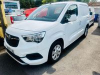 Used Vauxhall Combo 100 HP (73 kW) 2020 White MPV