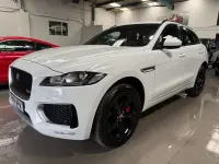Used Jaguar F-Pace Supercharged 380 HP (279 kW) 2018 White SUV