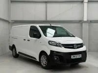 Used Vauxhall Vivaro 100 HP (73 kW) 2019 White MPV
