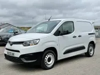 Used Toyota Proace Active 100 HP (73 kW) 2022 White MPV