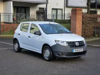 Used Dacia Sandero Acces 75 HP (55 kW) 2015 White Hatchback