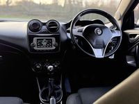 Used Alfa Romeo MiTo Progression 78 HP (57 kW) 2016 White Hatchback