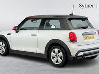 Used Mini Cooper Classic 134 HP (98 kW) 2022 White Hatchback