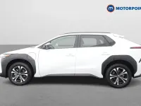 Used Toyota bZ4X 150 kW (204 HP) 2024 White SUV